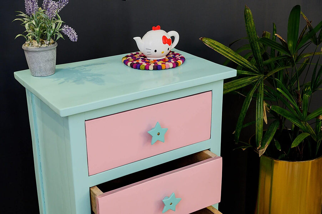 Stylish Chest of Drawers