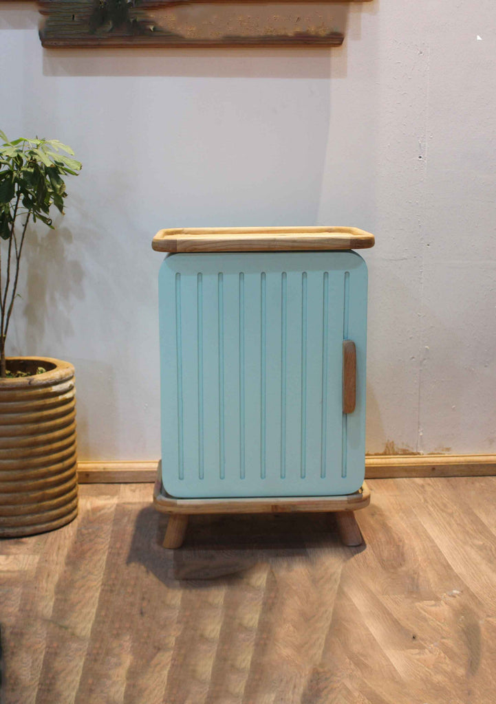 Cute Bedside Table - Refrigerator-Inspired Design in Pastel Green