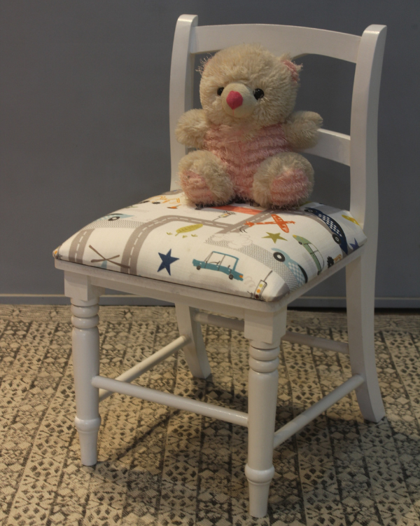 Wooden cushion study chair for kids in pink and white