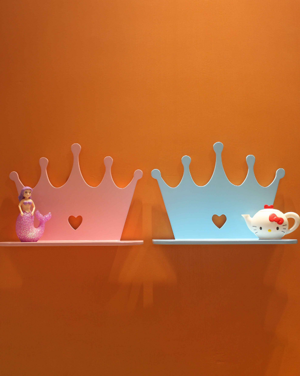 Crown-shaped wooden wall shelf for kids room