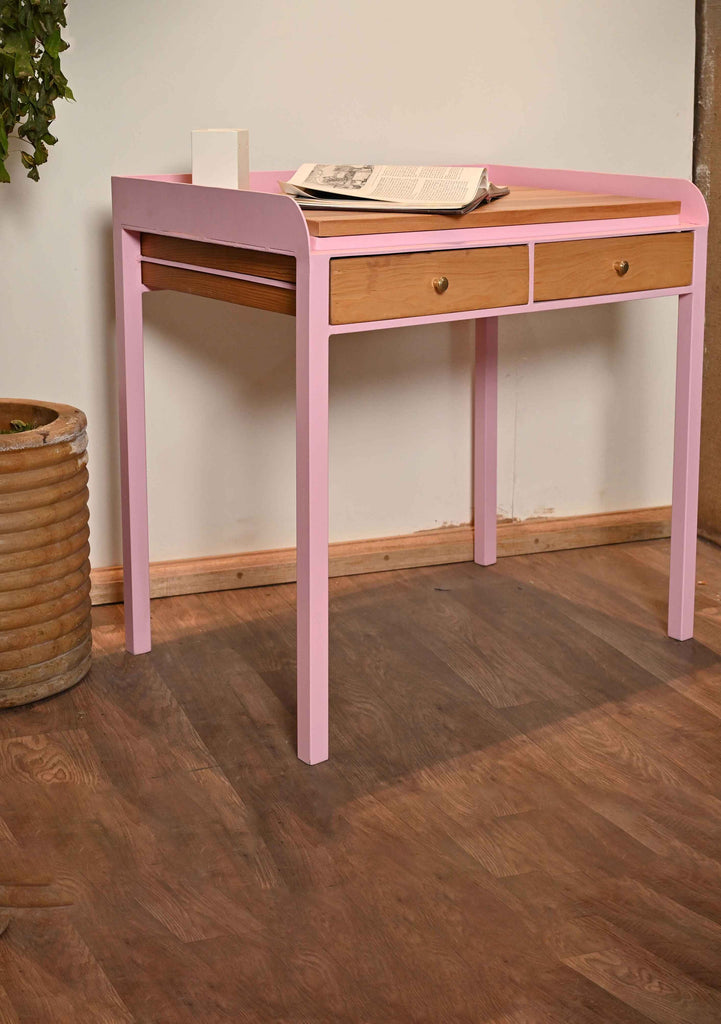 Pink and natural wood finish chairs table set