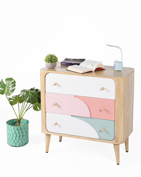 Tapered leg chest of drawers for toddlers