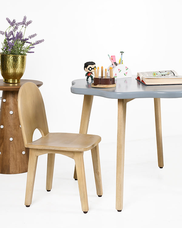 Toddler play table for crafts and reading