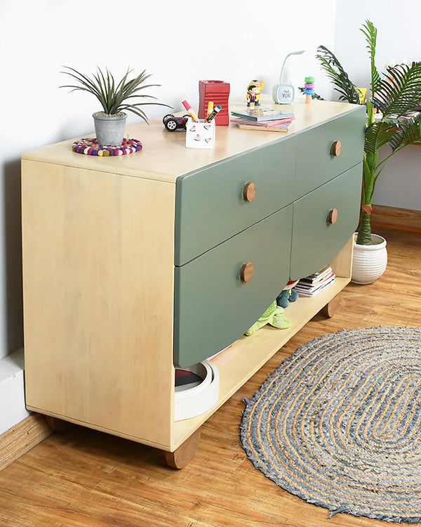 Handcrafted mango wood furniture