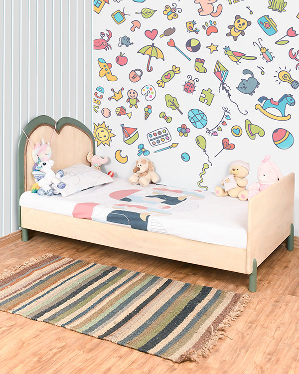 A lifestyle view of the bed.