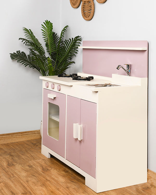 Handcrafted kitchen set with tap and burners